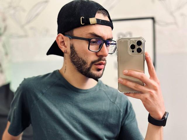 JakeMagnus - Live Sex Cam - 26401153