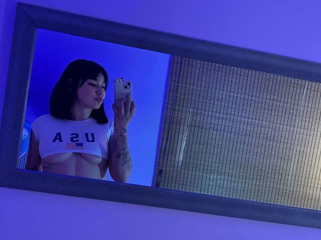 JeyyLee - Live Sex Cam - 26401237