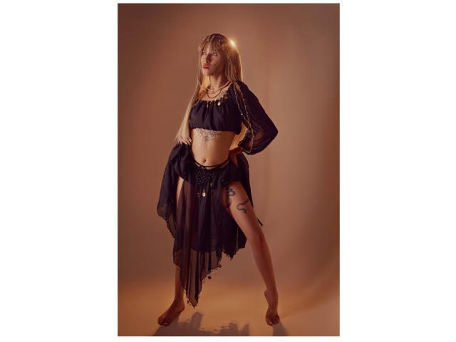 OliviaMonroe - Camera khiêu dâm &amp; quyến rũ trực tiếp - 26403781