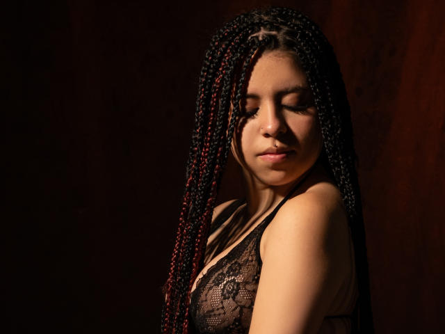 LunnaCollins - Live sex cam - 26403785