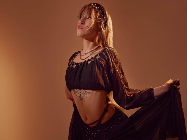 OliviaMonroe - Live sex cam - 26404469