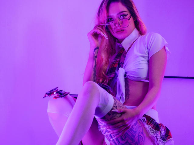 MiaValentine - Live porn &amp; sex cam - 26405069