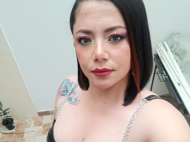 SamanthaVenus - Live porn &amp; sex cam - 26406869