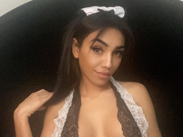 BellaRani - Live sex cam - 26420217