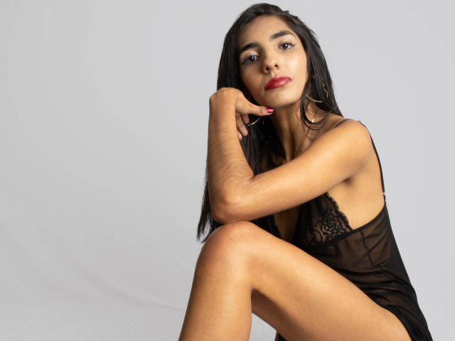 JuicyRoseX - Live porn &amp; sex cam - 26420853