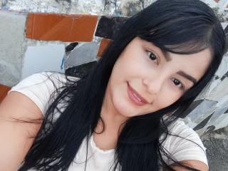 TalianaSquirt - Live porn &amp; sex cam - 26424877