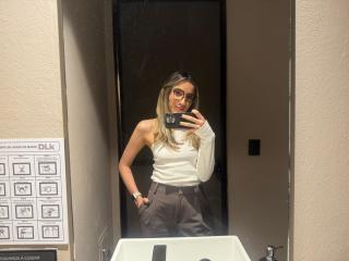 AdharaCooper - Live sex cam - 26425269
