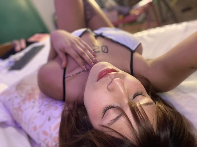 KiaraHernandes - ライブポルノ&amp;セックスカム - 26425905
