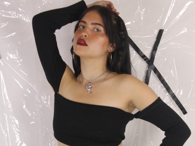 AgathaaQueen - Live sex cam - 26426749