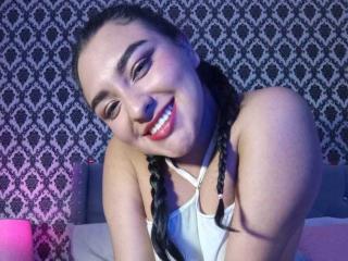 SyraPalmer - Live porn &amp; sex cam - 26427065