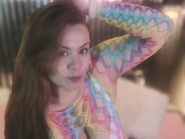 AstridBayon - Live porn &amp; sex cam - 26428749