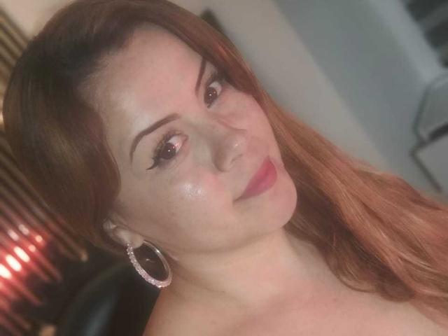AstridBayon - Live Sex Cam - 26428769