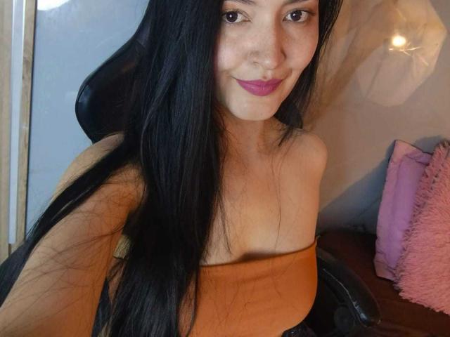 AriaBonnet - Live sex cam - 26429469