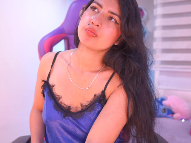 AlexaGrey69 - Sexe cam en vivo - 26430001