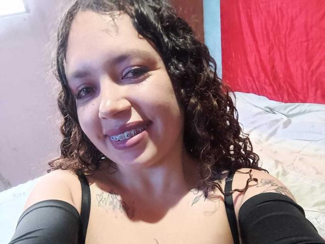 RubbyStrong - Live sexe cam - 26433197