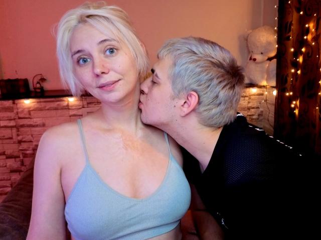 BlondIce - Live Sex Cam - 26437597