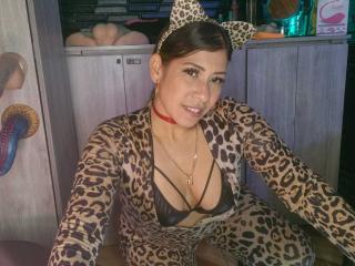 LaurenHills - Live porn &amp; sex cam - 26437905