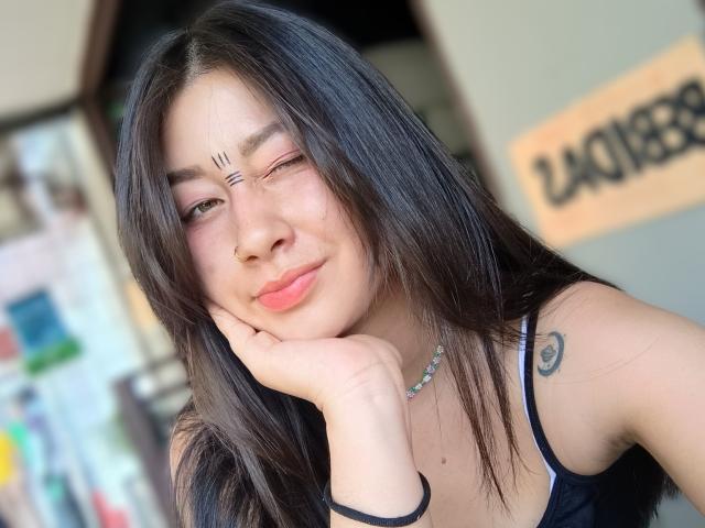 Genesiss - Live sex cam - 26439149