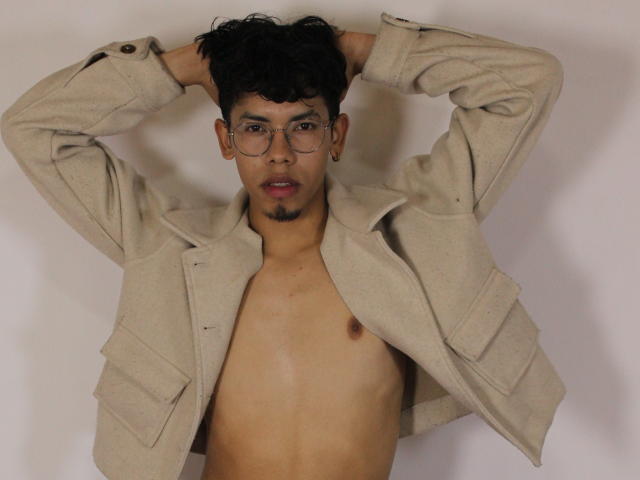 LianStonne - Live sex cam - 26440225