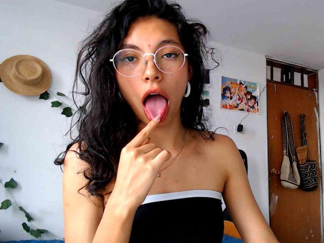 HotMayaLove69 - Live porn &amp; sex cam - 26440949