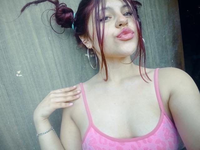 SophieHill - Live porn &amp; sex cam - 26445381