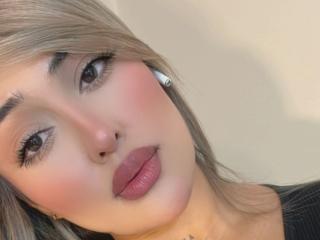 MaeCollins - Sexe cam en vivo - 26448825