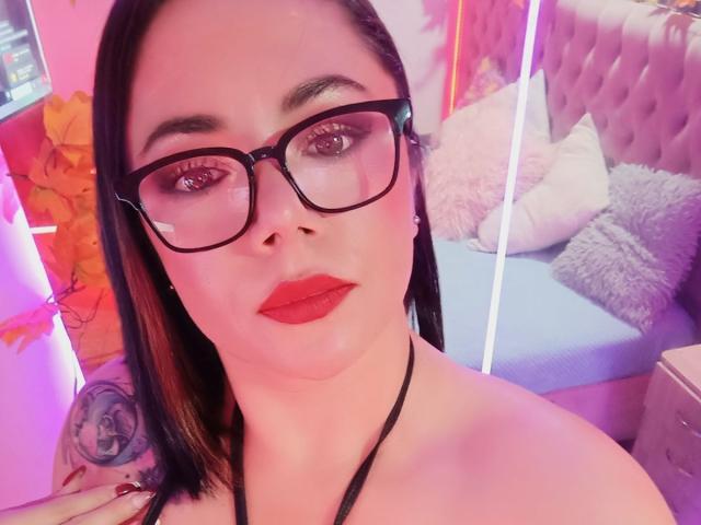 SamanthaVenus - Live porn &amp; sex cam - 26450873
