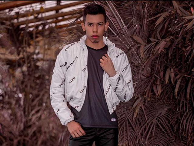 LianStonne - Live sex cam - 26452045