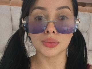 EmilyParkerr - Live sex cam - 26457041