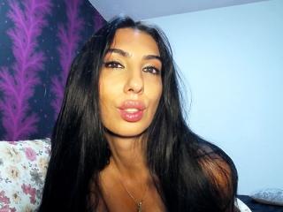 BrunetteBabe69 - Élő pornó és szexkamera - 26459565