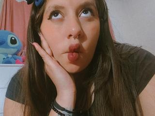 ArenaPeachs - Live sexe cam - 26459937