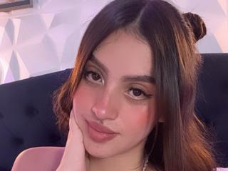 NaireaBeaumont - Live porn &amp; sex cam - 26462985