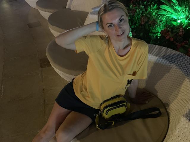 BelleLisaG - Live porn &amp; sex cam - 26464237