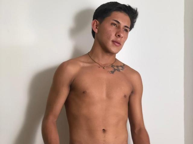 SoffiaVegga - Live porn &amp; sex cam - 26467233