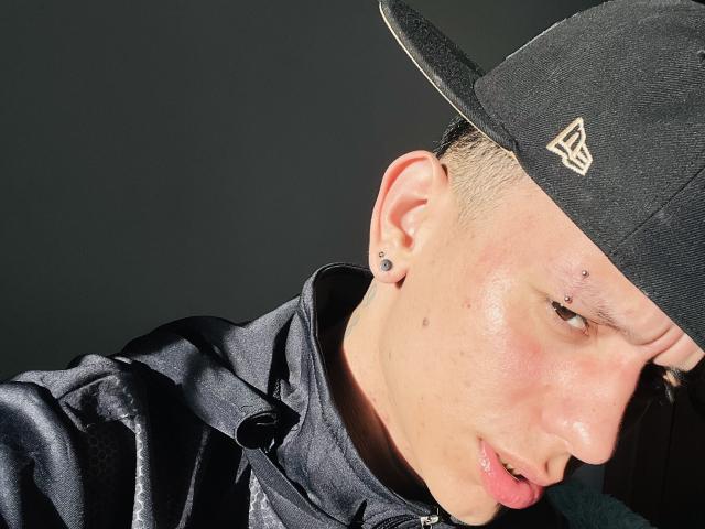 HardinBat - Sexe cam en vivo - 26470401