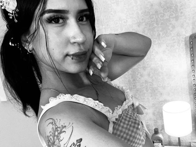 AnnaTorress - Live sex cam - 26470597