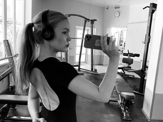 StellaLights - Live Sex Cam - 26482141