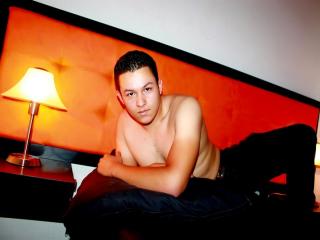 AlejandroFox - Sexe cam en vivo - 2648431