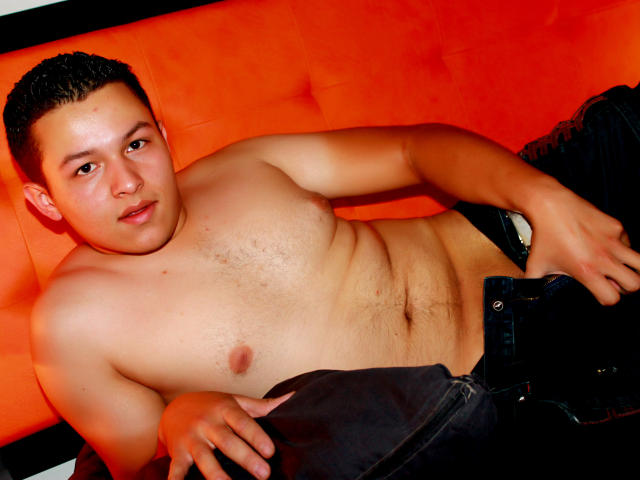 AlejandroFox - Sexe cam en vivo - 2648434