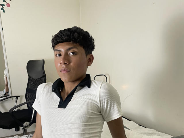 Jhundy69 - Live sex cam - 26488841