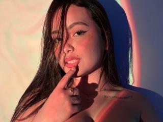 EvelinLombardi - Live sex cam - 26490797