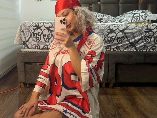 FloraSaenz - Live sex cam - 26491305