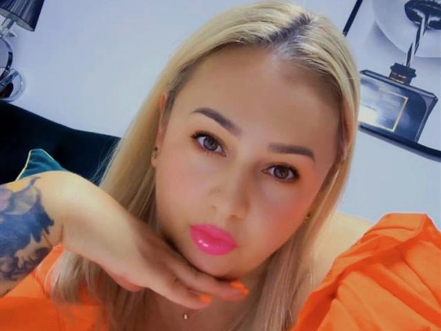 krystal75-hot - Live porn &amp; sex cam - 26492917