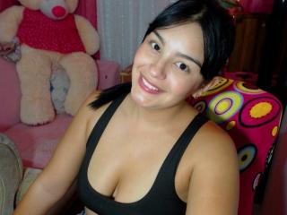 TalianaSquirt - Live porn &amp; sex cam - 26493109