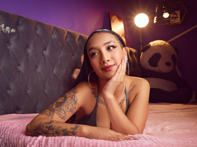 MullanFox - Porno na żywo i seks kamera - 26499369