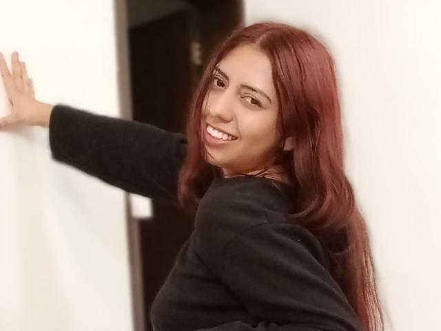 BrendaBluee - Live sex cam - 26503425