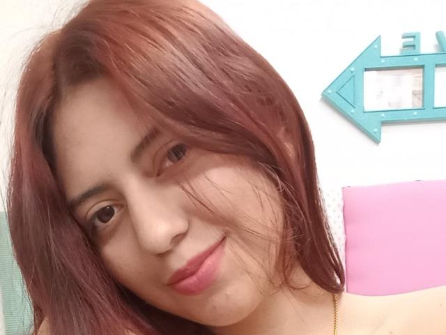 BrendaBluee - Live sex cam - 26503481