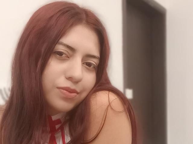BrendaBluee - Live porn &amp; sex cam - 26503501