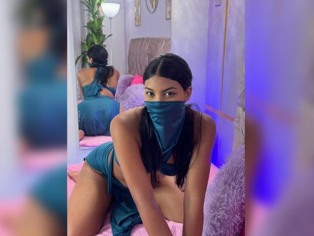 LalilaBrunette - Live sexe cam - 26506429