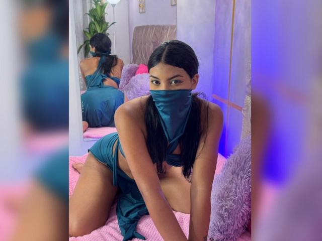 LalilaBrunette - Live sex cam - 26506469